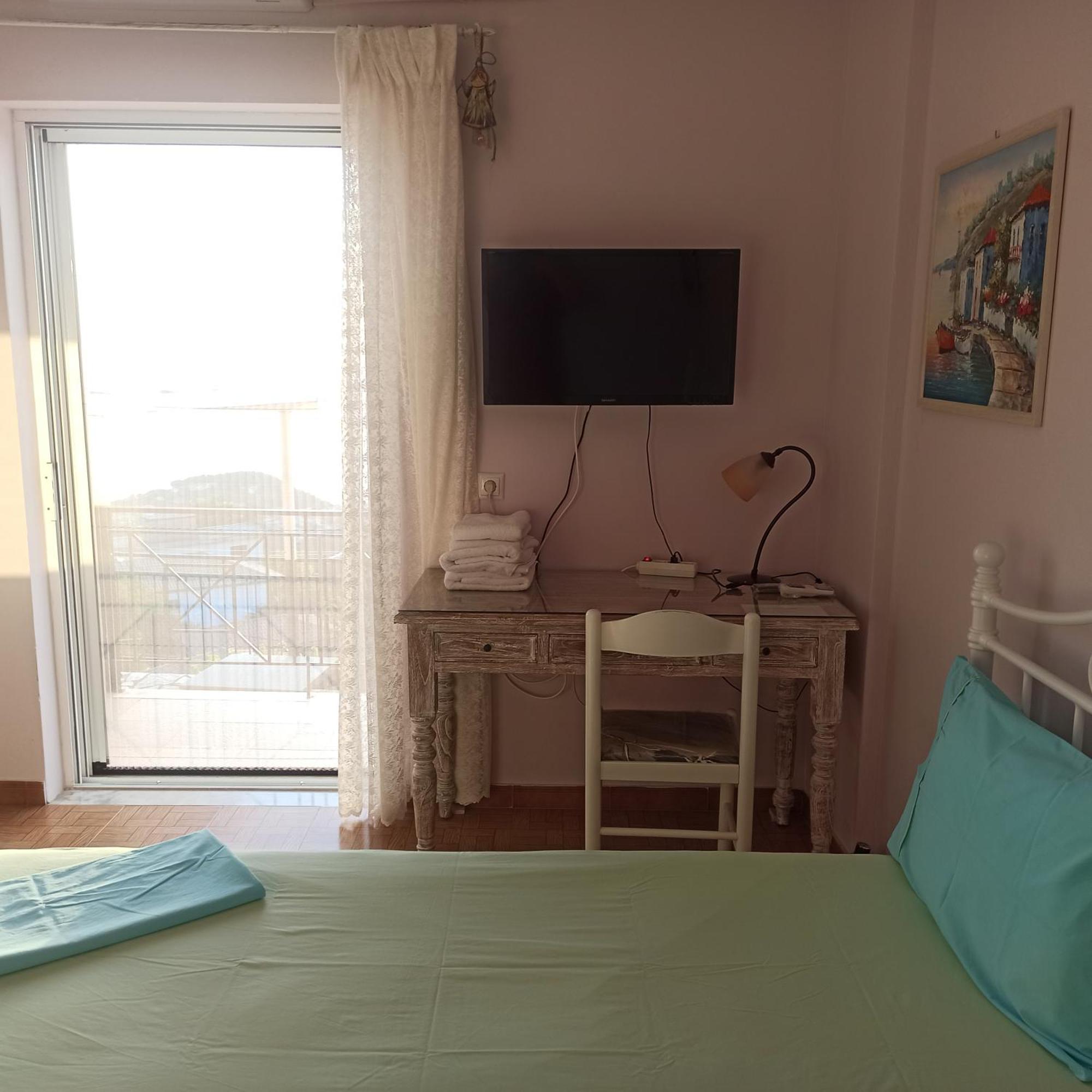 Plagia'S Sunset Apartments Exanthia Buitenkant foto