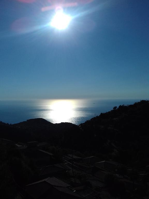 Plagia'S Sunset Apartments Exanthia Buitenkant foto