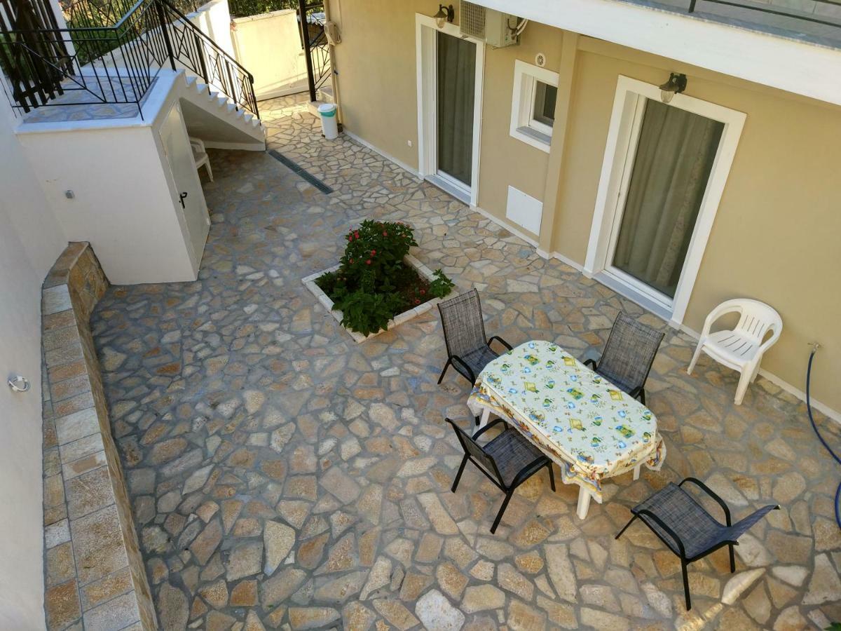 Plagia'S Sunset Apartments Exanthia Buitenkant foto