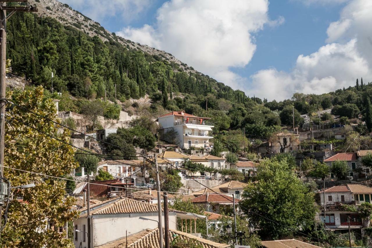 Plagia'S Sunset Apartments Exanthia Buitenkant foto