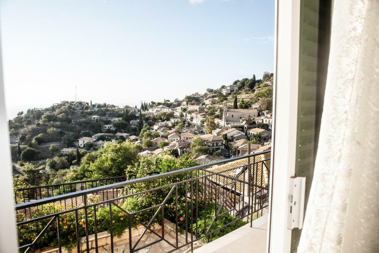 Plagia'S Sunset Apartments Exanthia Buitenkant foto