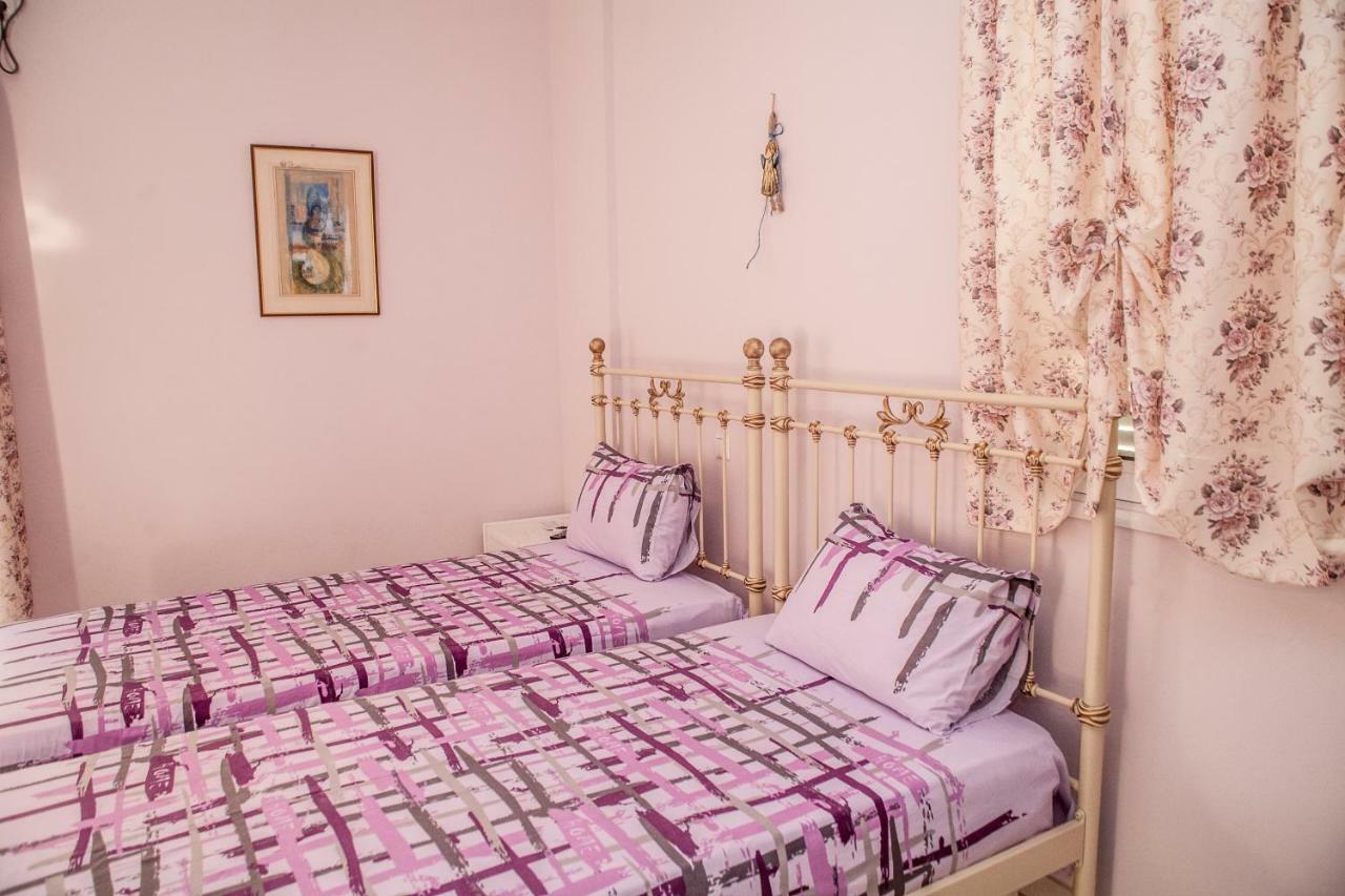 Plagia'S Sunset Apartments Exanthia Buitenkant foto